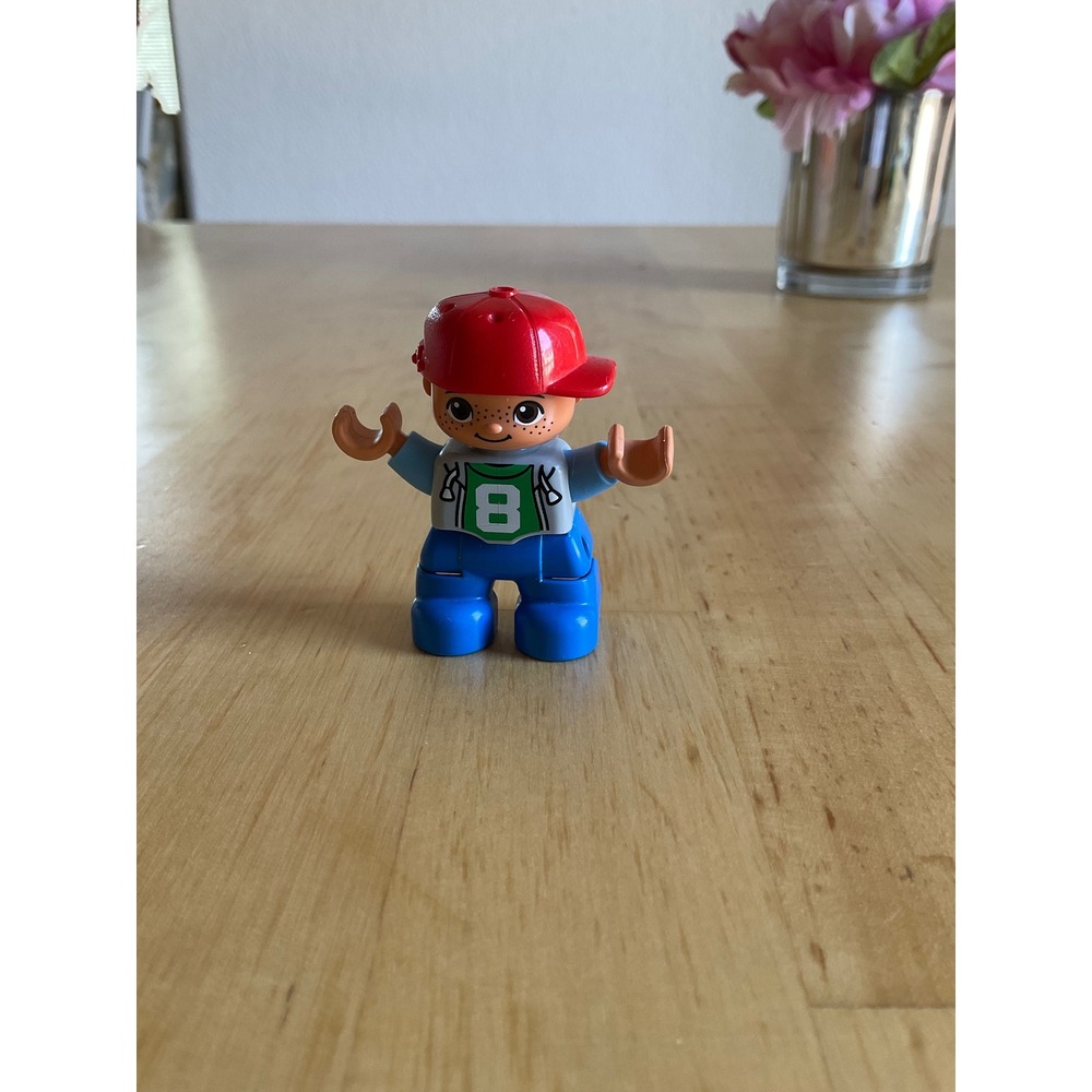 LEGO‎ Duplo Boy Figure Red Baseball Cap Number 8 Jersey Blue Pants Freckles